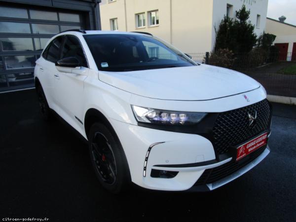 DS DS7 CROSSBACK BLUE HDI 180 EAT8 PERFORMANCE LINE 